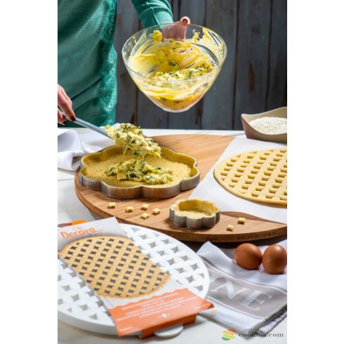 Decora Stainless steel micro-perforated flower shape 24cm