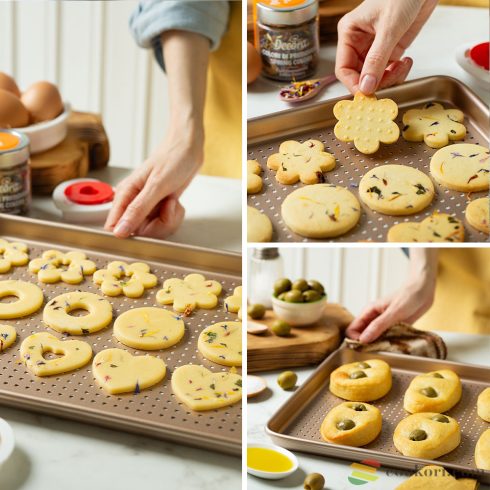 Decora Perforated cookies sheet 39,7x27cm
