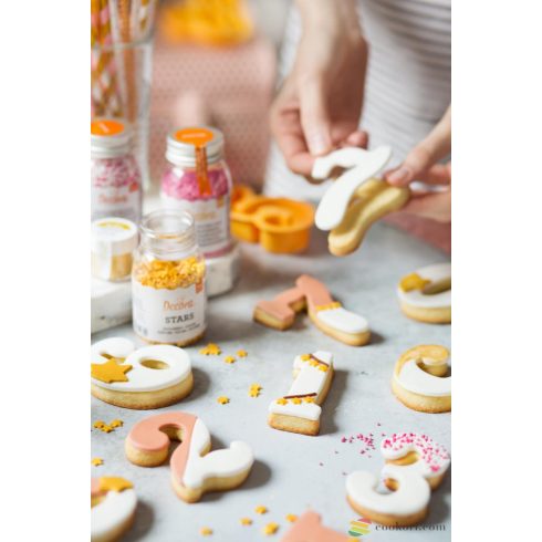 Decora Számok kiszúró készlet 7x5cm, 9db_os