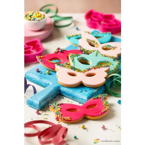 Decora Mask cookie cutters 2 pcs kit