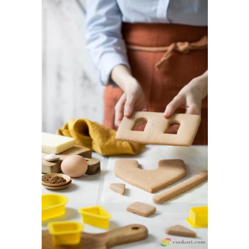 Decora Fairy tales house set of 8 cutters