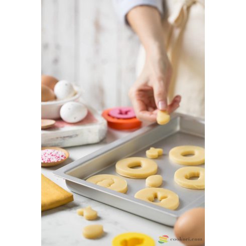 Decora Filled easter cookie cutter set of 4