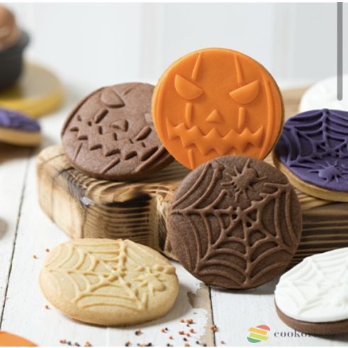 Decora Halloween cookie cutter and marker, 3pcs