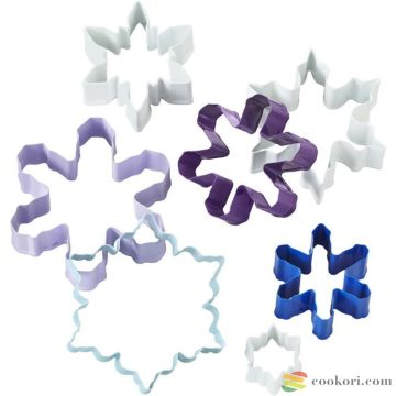 Wilton Colored snowflake cookie cutter set, 7pcs