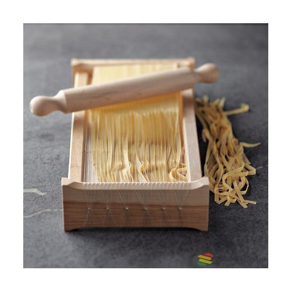 Eppicotispai "Chitarra" tésztavágó spagetti és fetuccine készítéshez + 32cm-es nyújtó