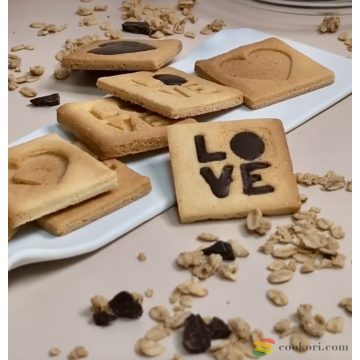   Silikomart "Voila Cookie" Love keksz kiszúró és sütőrács