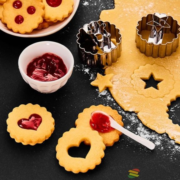 Birkmann kétoldalas lóhere mintás linzer kiszúró forma, 5 cm