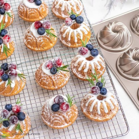 Birkmann Contuora Violet Cast aluminium bundt cake tray