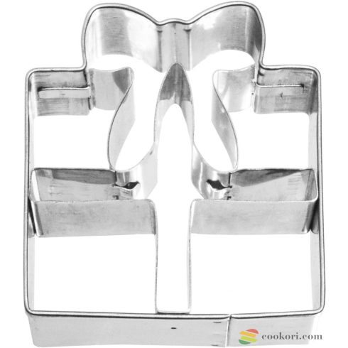 Gift cookie cutter