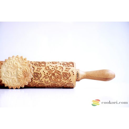 Valek Folklor tulips rolling pin