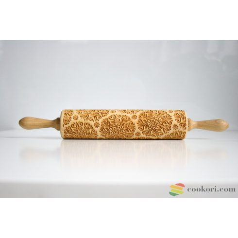 Valek "Kaleidoskope kicsi" mintás nyújtófa, 45cm, recepttel