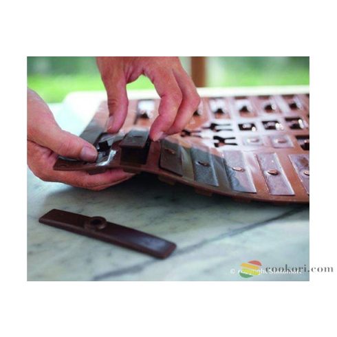 Silikomart Csokoládé fenyő forma 3D + 2 váz  