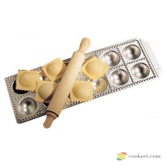 Eppicotispai Alumínium ravioli forma kerek, 12db-os, nyújtóval Eppicotispai Alumínium ravioli forma kerek, 12db-os, nyújtóval