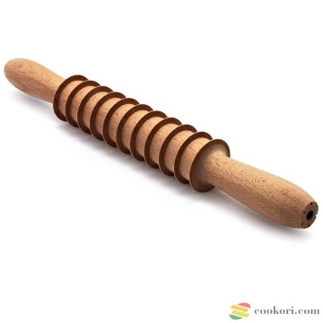 Beechwood papardelle cutter rolling pin