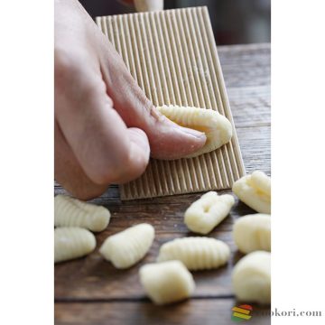   Eppicotispai Cavatelli, gnocchi/garganelli  bordázó pödrőfával