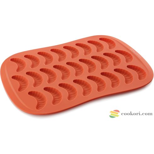 Pan for crescent-shaped vanilia rolls