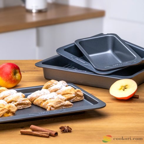 Tescoma Compact set of baking pans, 5pcs