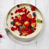 Állítható tortagyűrűk és sütőkeretek, tortaszeletelők